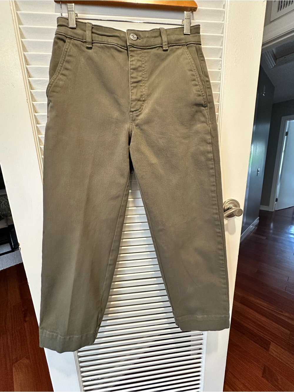 Women’s Olive Green Casual Pants